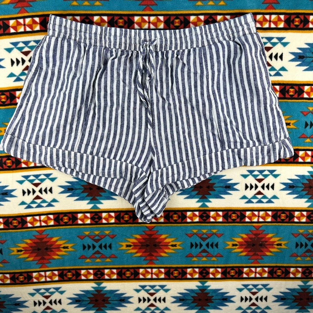 Universal Thread Striped‎ Shorts Blue White Drawstring Casual Summer Womens